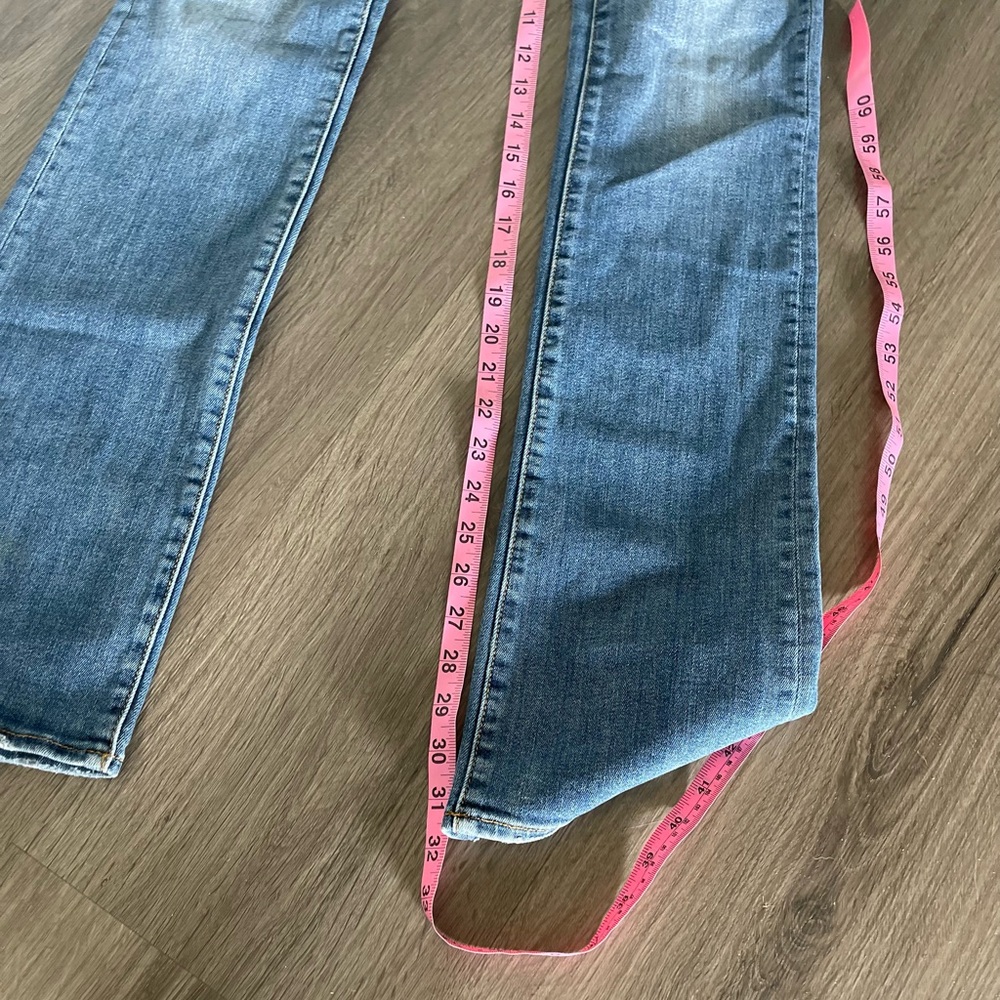 Driftwood Kelly Bootcut Jeans - Picture 8 of 8